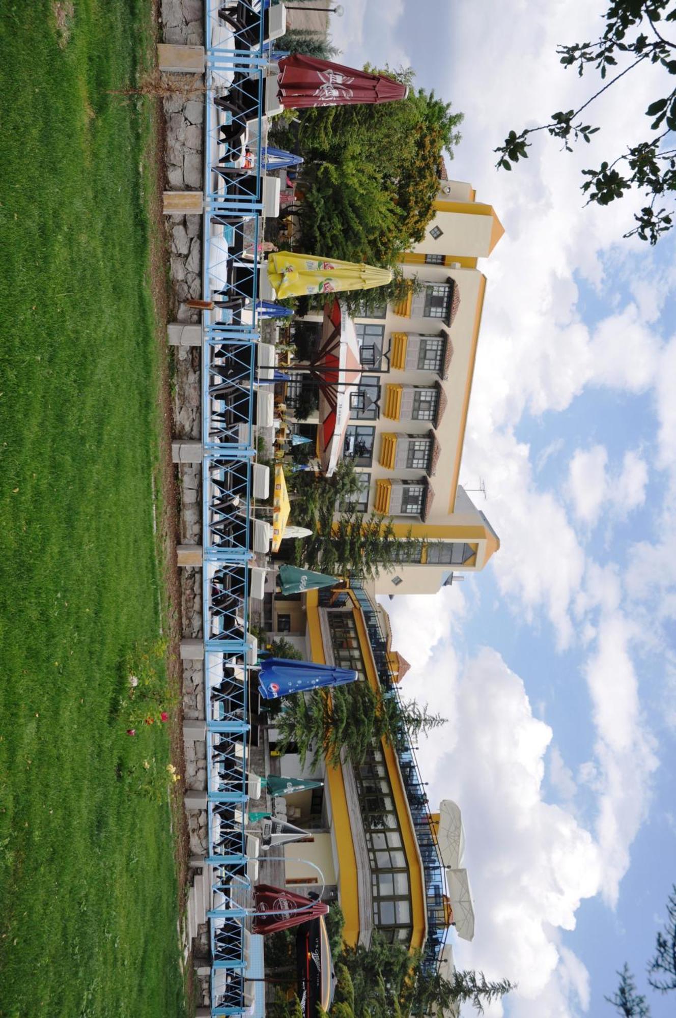 Ulasan Hotel Caravan Camping Ancara Exterior foto